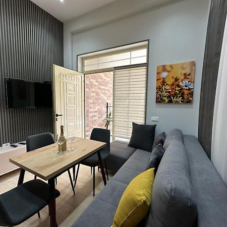 Palm Side Hotel Vlora Kültér fotó