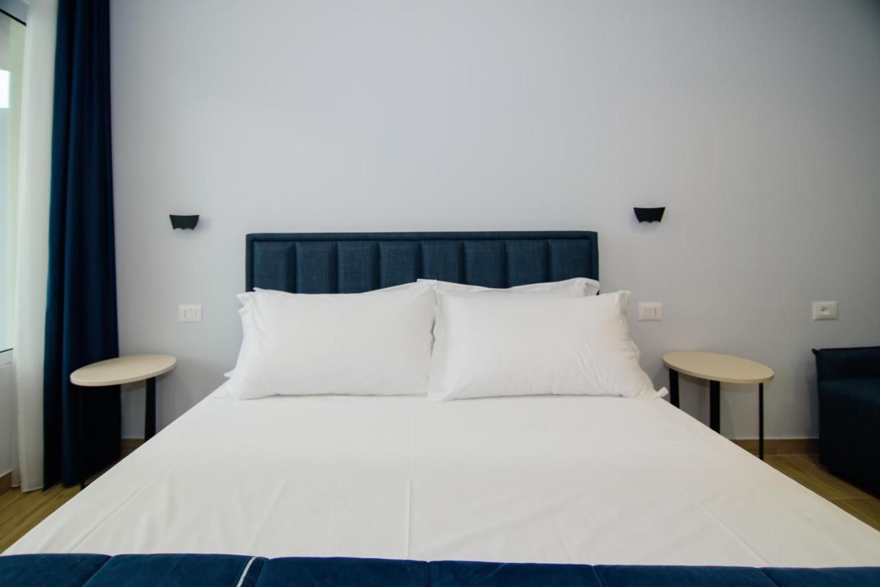 Palm Side Hotel Vlora Kültér fotó