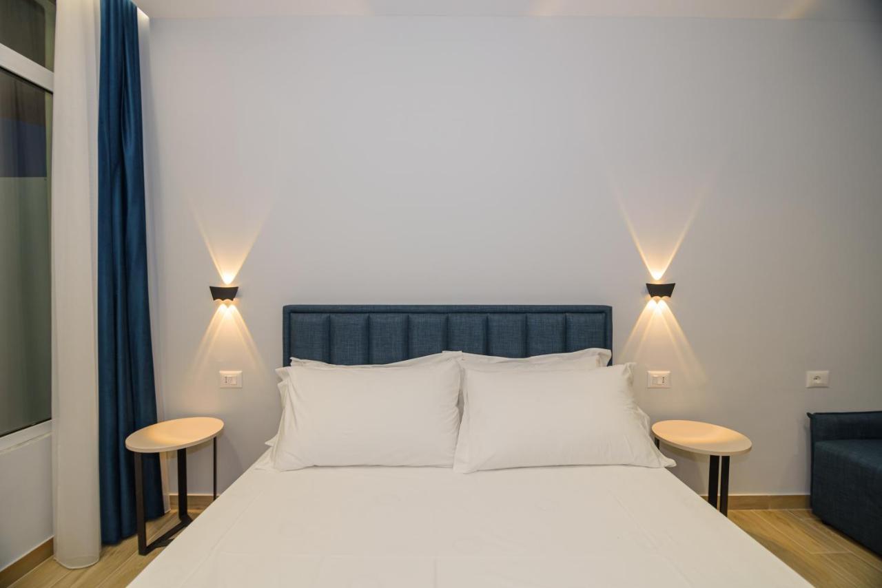 Palm Side Hotel Vlora Kültér fotó