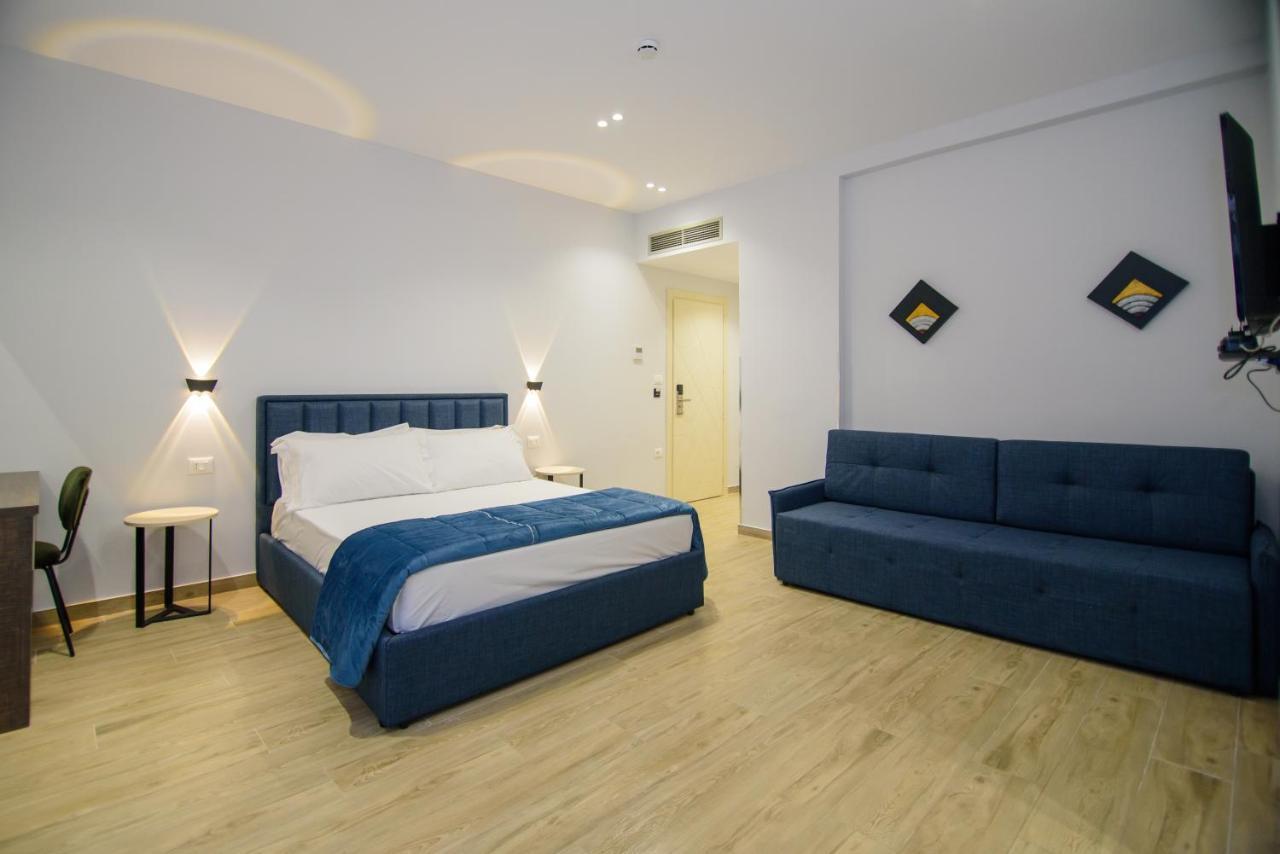Palm Side Hotel Vlora Kültér fotó