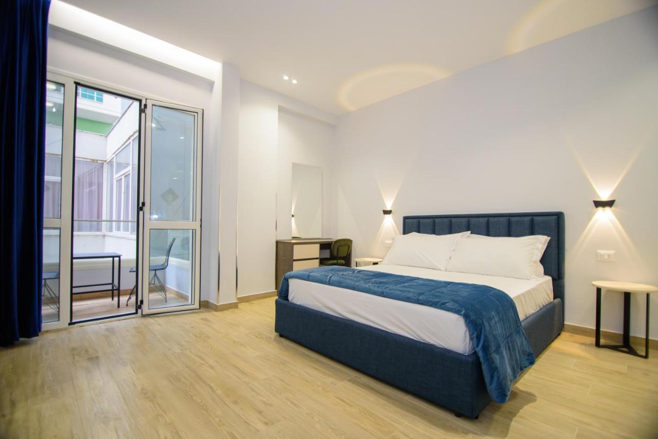 Palm Side Hotel Vlora Kültér fotó